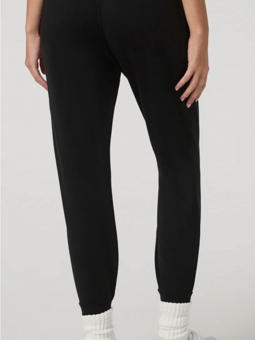 Vuori Performance Jogger - Picture 3 of 8
